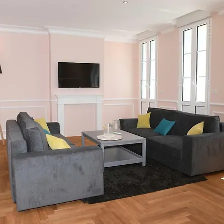 Апартаменты Hyper Centre A Deux Pas De Saint Emilion Либурн