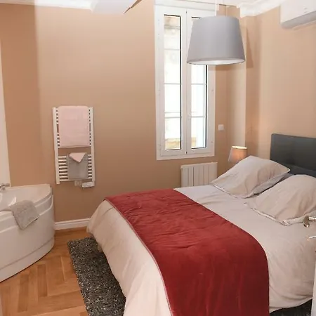 Апартаменты Hyper Centre A Deux Pas De Saint Emilion *